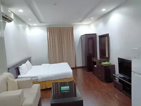 Evan Suites - Image 2