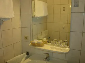 Hostellerie des Pêcheurs - Image 2