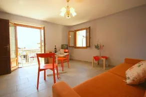 Amina - Image 5