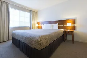 Canberra Parklands Central Apartment Hotel - Image 4