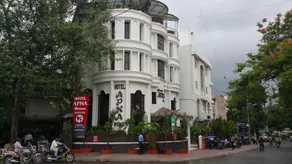 Hotel Apna Avenue - Image 2