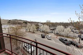 Luxurious 2BDR Loft-Condo Grand Haven 12 - Image 3