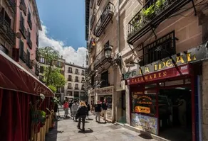 Apartamentos El Rastro - Image 4