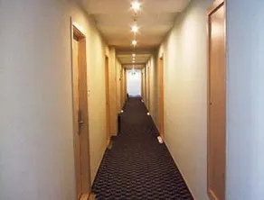 Super 8 Hotel (Zhenjiang Dingmao Bridge Road) - Image 2
