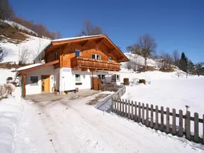 Luxurious Apartment in Brixen im Thale Tyrol With Balcony - Image 3