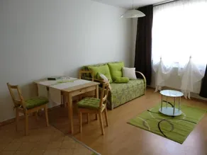 Jade Apartment - Image 5