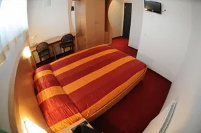 Egas Motel - Image 3