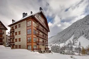 Apartamento Val De Ruda Luxe 30 - Image 4