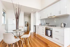 Complete Host Richmond Townhouse Collection - Image 3