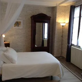 French Holiday Accommodation - Image 5