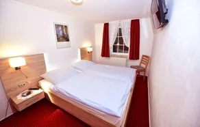 Hotel England - Image 5