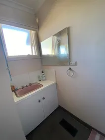 ROSE AVENUE HOME STAY - Image 5