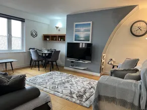 1 Bed Flat - Sleeps 4 - Parking - Wifi - Image 4