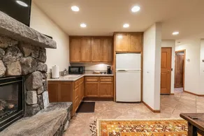 Silver Rock Lodge by Lake Tahoe Accommodations - Image 4