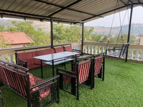 Mount Castle Villa - Image 4