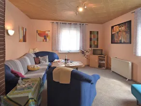Cozy Holiday Home in Schwarzbach Thuringia With Garden - Image 2