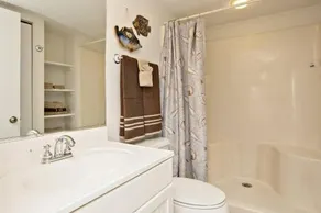 Atlantic 22 Condo Unit #402 - Image 5