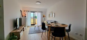 Apartamento con terraza y totalmente reformado - Image 4