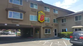 Super 8 by Wyndham Sacramento North - Image 3