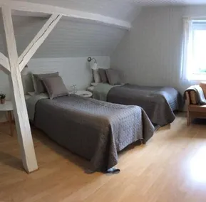 Debbie's Bed & Breakfast - Image 3