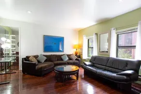 Midtown East Deluxe 2 Bedroom Apartment - Image 3