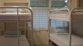 HI Honolulu University Hostel - Image 3