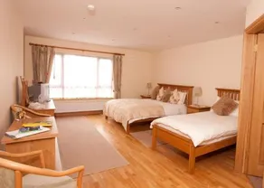 Sandyhills Bed & Breakfast - Image 2