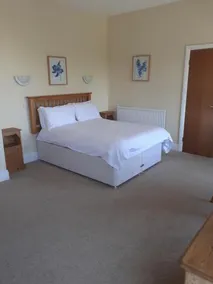 Claremont House - Image 5