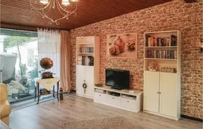 2 bedroom accommodation in Ense - Image 3