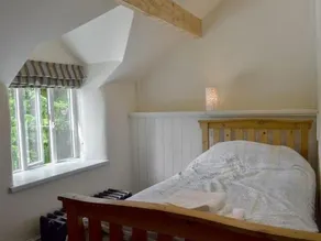 1 Bedroom Accommodation in Waterhouses, Near Leek - Image 4