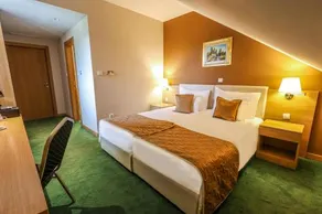 Etno hotel Vrdnička kula - Image 3