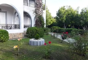 Elena Apartments - Image 2