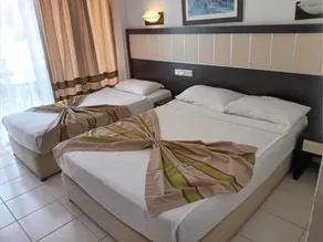 Club Marakesh Beach Hotel - Image 2