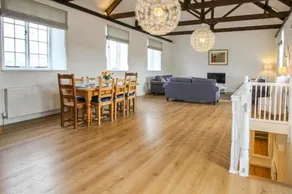 Stephen Davey Barn - Image 3