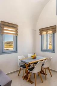 ACL'L Luxury Suites - Image 4