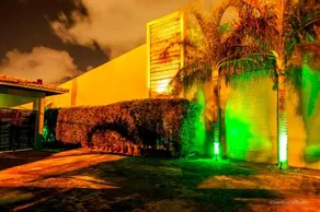 Toulouse Motel - Image 4