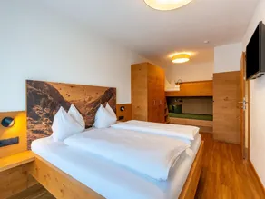 Inviting Flat in Hart With Fitness Room - Image 2