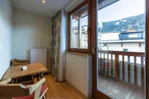 Hotel Austria - Image 2