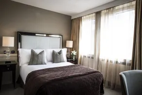The Bristol Hotel - Image 5
