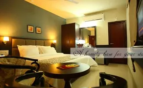 HOTEL MONARCH - Image 3