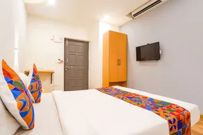 OYO Townhouse 611 Welcome Inn - Image 4