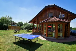 Hazelnut Pool House - Image 3
