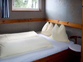 Peaceful Holiday Home amidst the Mountain ranges Pack Styria - Image 2