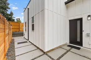 Modern 2 Bedroom Retreat in Seattle - Image 4