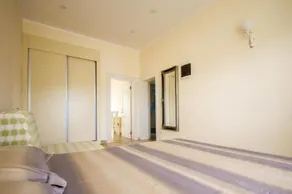 Apartaments Crown Silvia - Image 4
