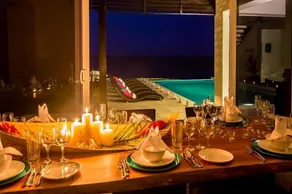 Dreamtime by the Sea Six Bedroom Villa - Image 2