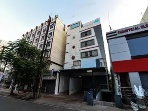 Hotel Blue Moon - Image 5