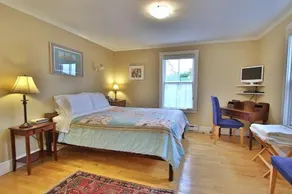 Artisan Inn - Image 2