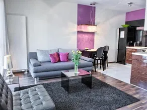 Friendly Inn Apartments - Image 3