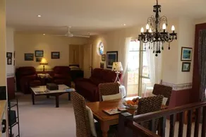 Crossland House - Image 2